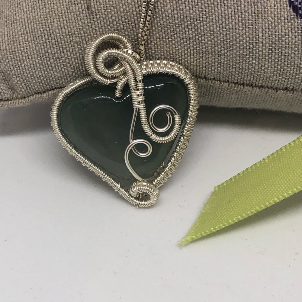 Handmade silver wire jade pendant